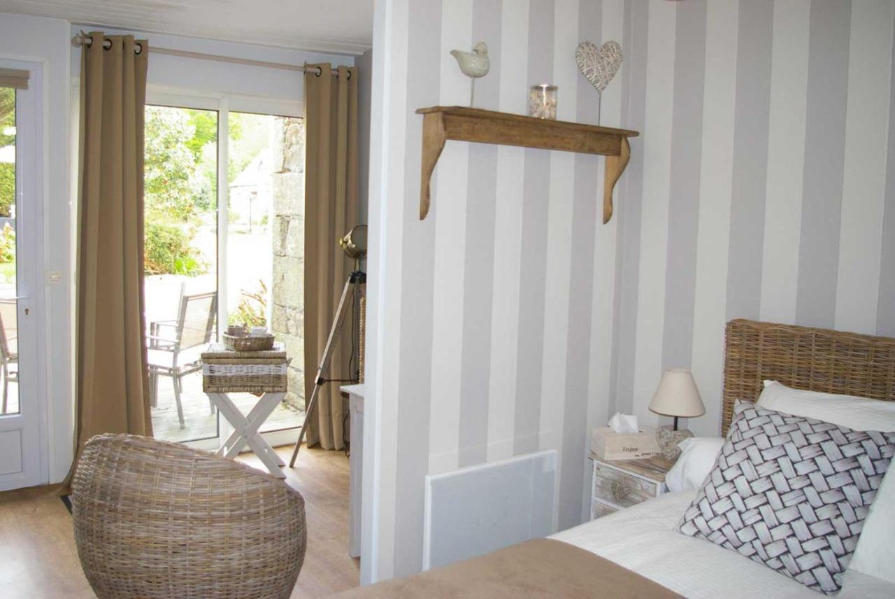 Le Colombier Bretagne Bed & Breakfast Louannec ภายนอก รูปภาพ